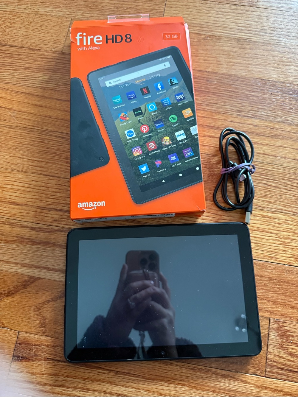Amazon Fire HD 8 Tablet in Black with Charger